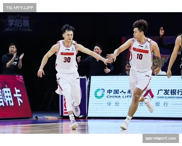 NBL传统豪门与新兴劲旅对决，篮球风格差异明显